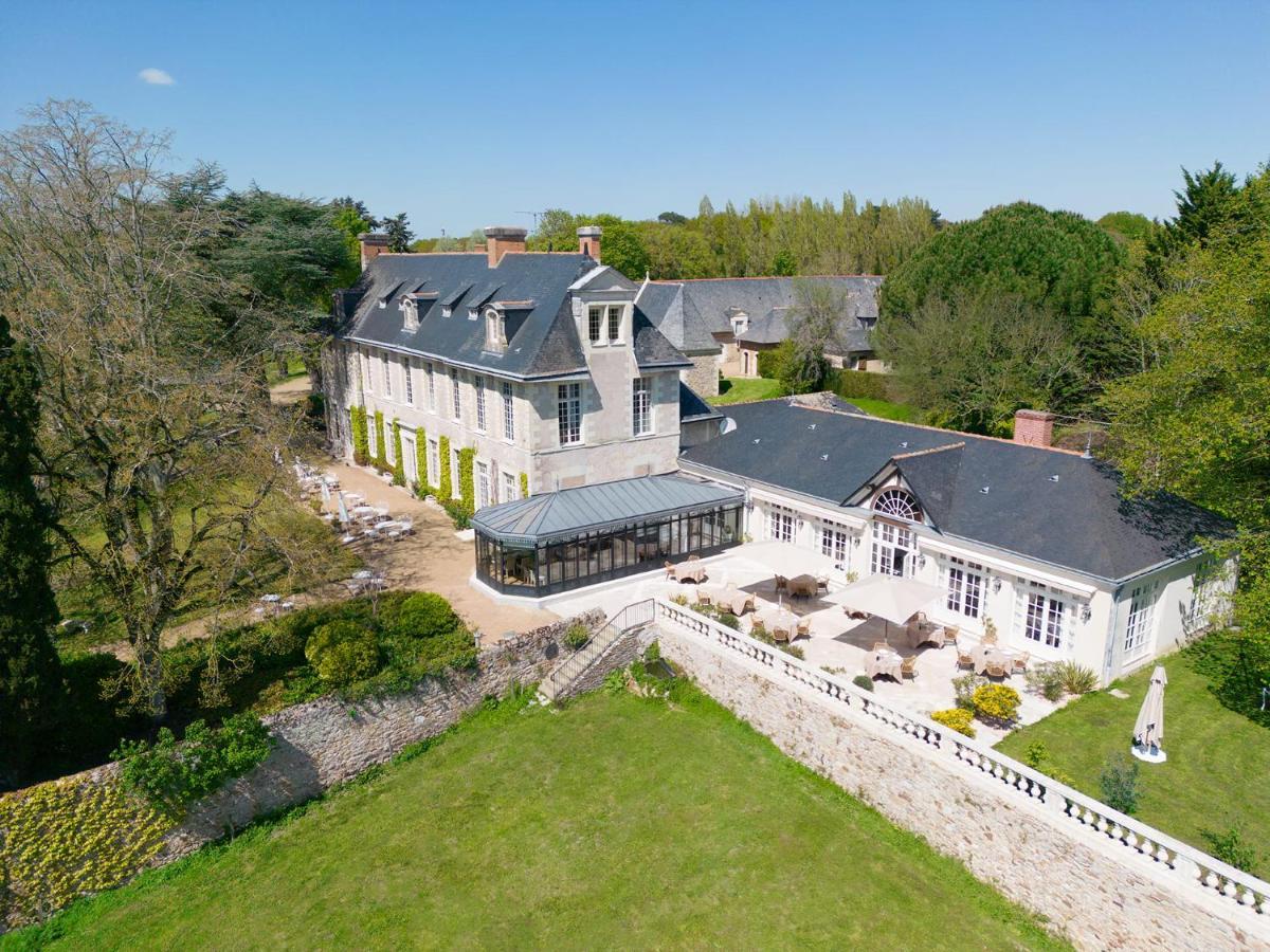 Château De Noirieux Briollay Exterior foto
