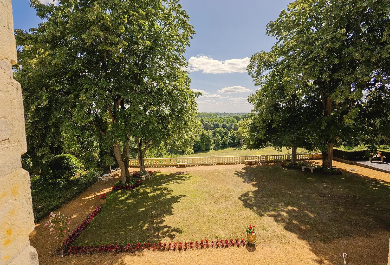 Château De Noirieux Briollay Exterior foto